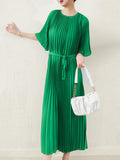 themeisles Loose Pleated With Waistband Solid Color Round-Neck Maxi Dresses