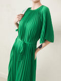 themeisles Loose Pleated With Waistband Solid Color Round-Neck Maxi Dresses